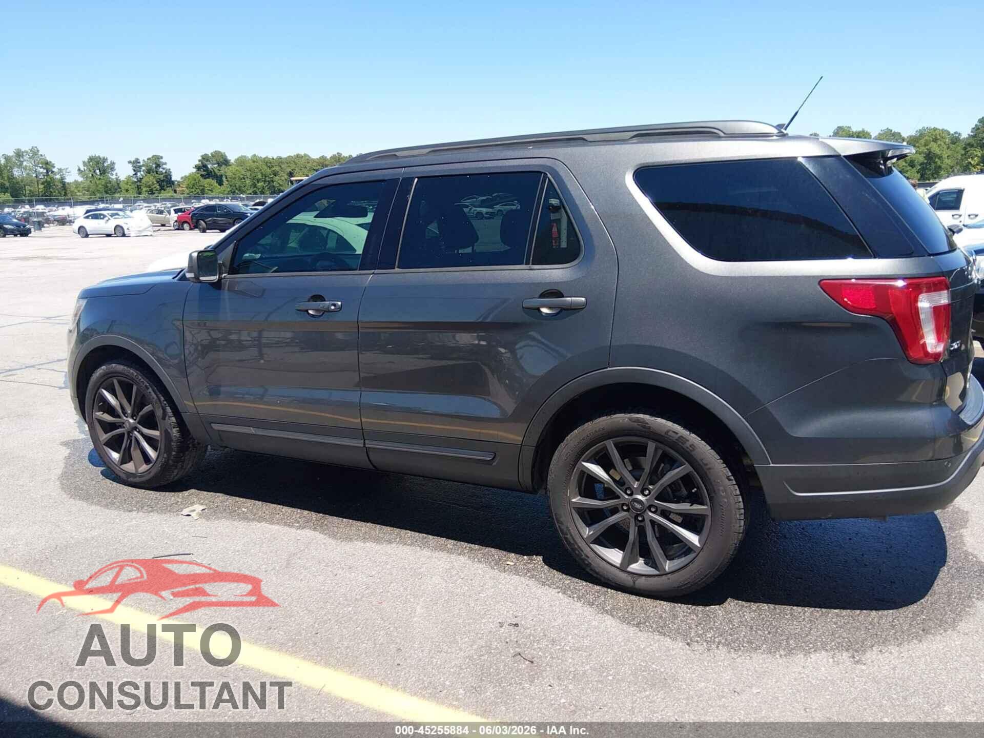 FORD EXPLORER 2018 - 1FM5K7D86JGB26165