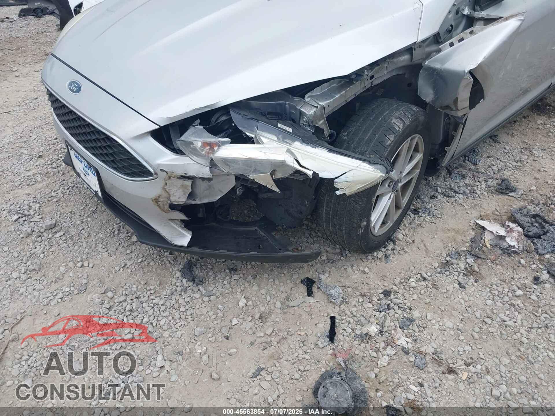 FORD FOCUS 2018 - 1FADP3F27JL206123