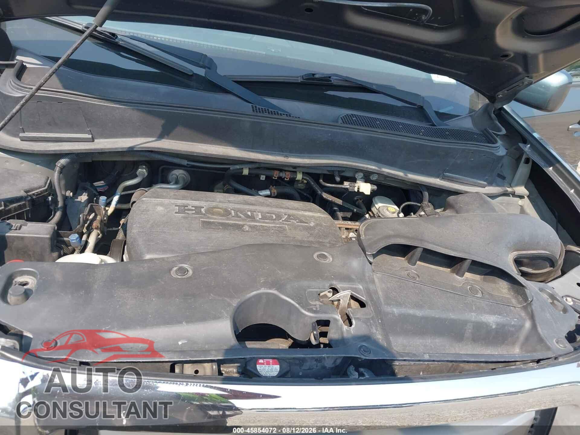 HONDA PILOT 2011 - 5FNYF4H50BB060017