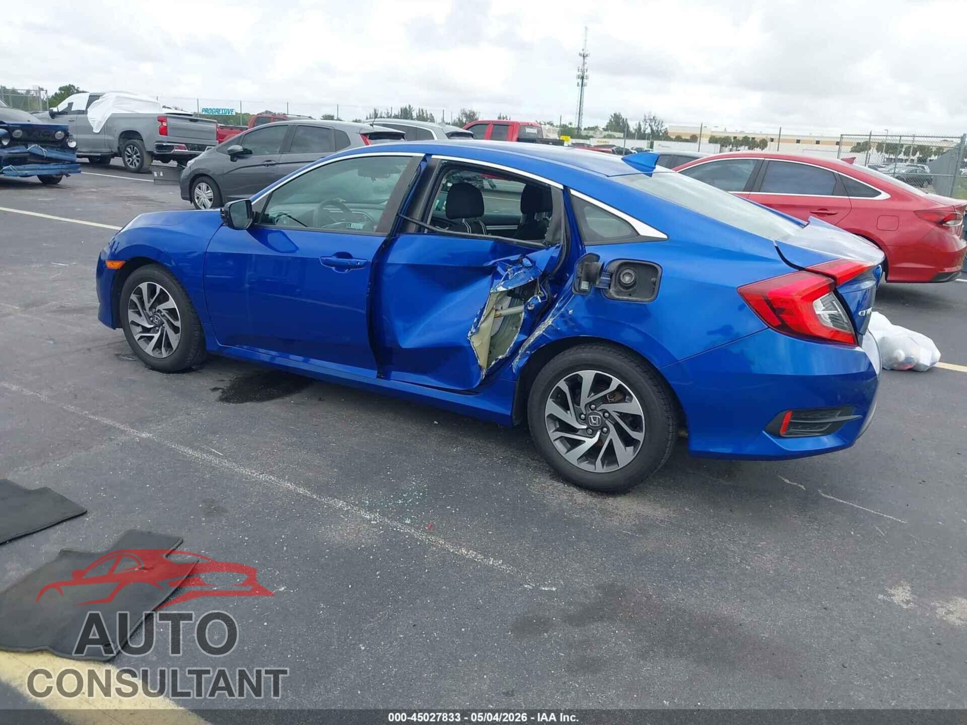 HONDA CIVIC 2018 - 2HGFC2F71JH606715