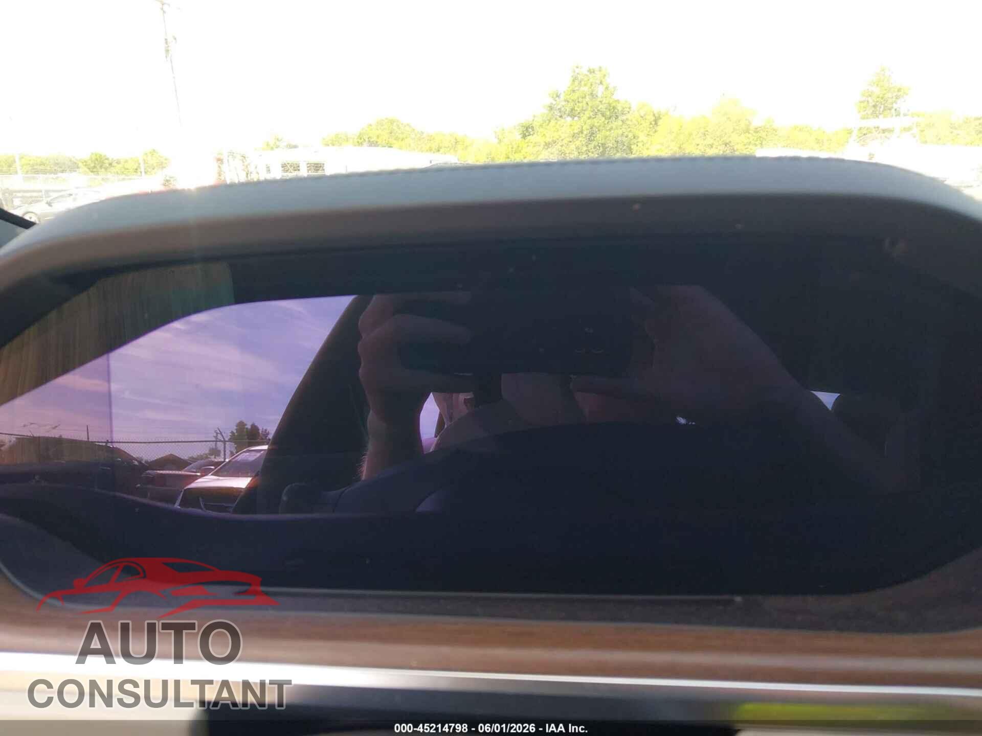 TESLA MODEL S 2022 - 5YJSA1E53NF490913