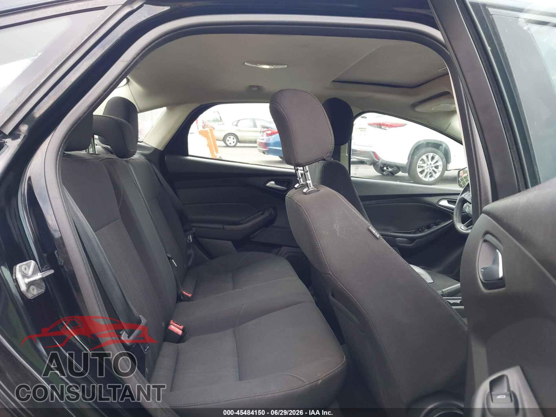 FORD FOCUS 2016 - 1FADP3F2XGL338723