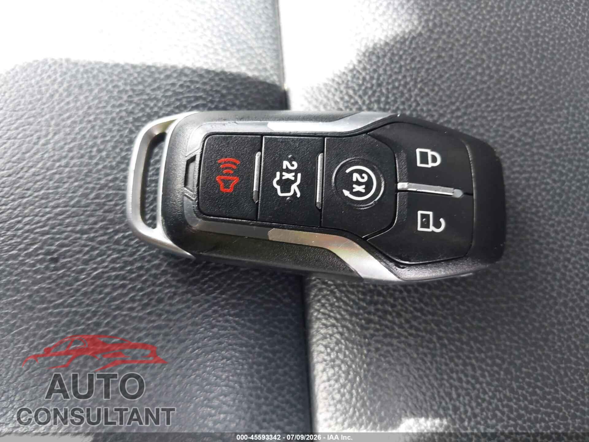 FORD EXPLORER 2017 - 1FM5K7D85HGE19372