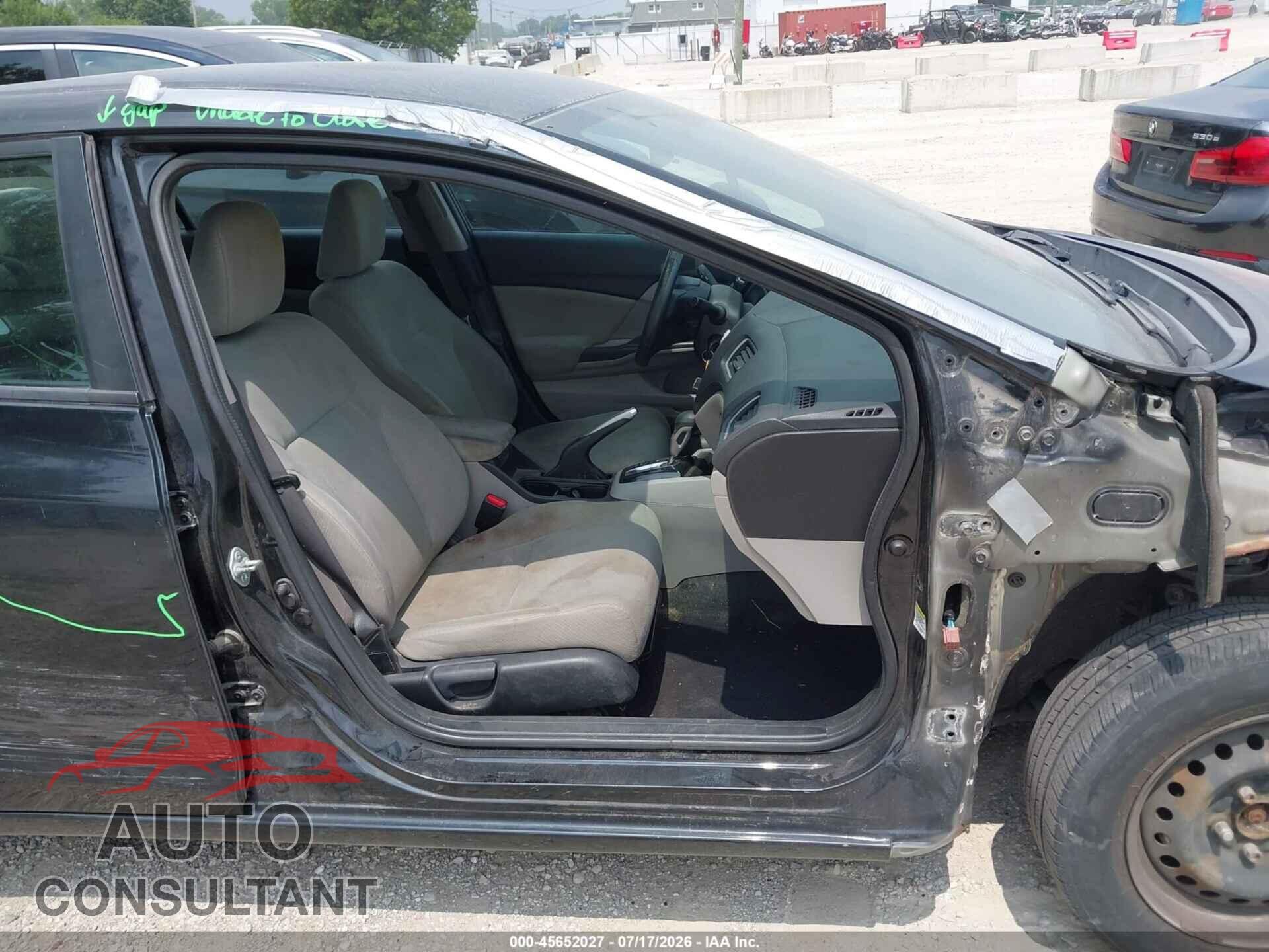 HONDA CIVIC 2013 - 19XFB2F58DE018097