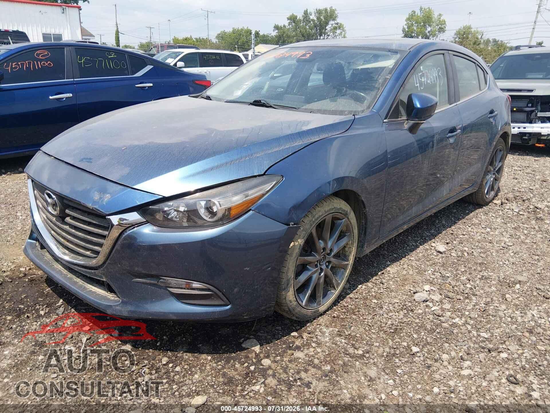 MAZDA MAZDA3 2018 - 3MZBN1L31JM267987