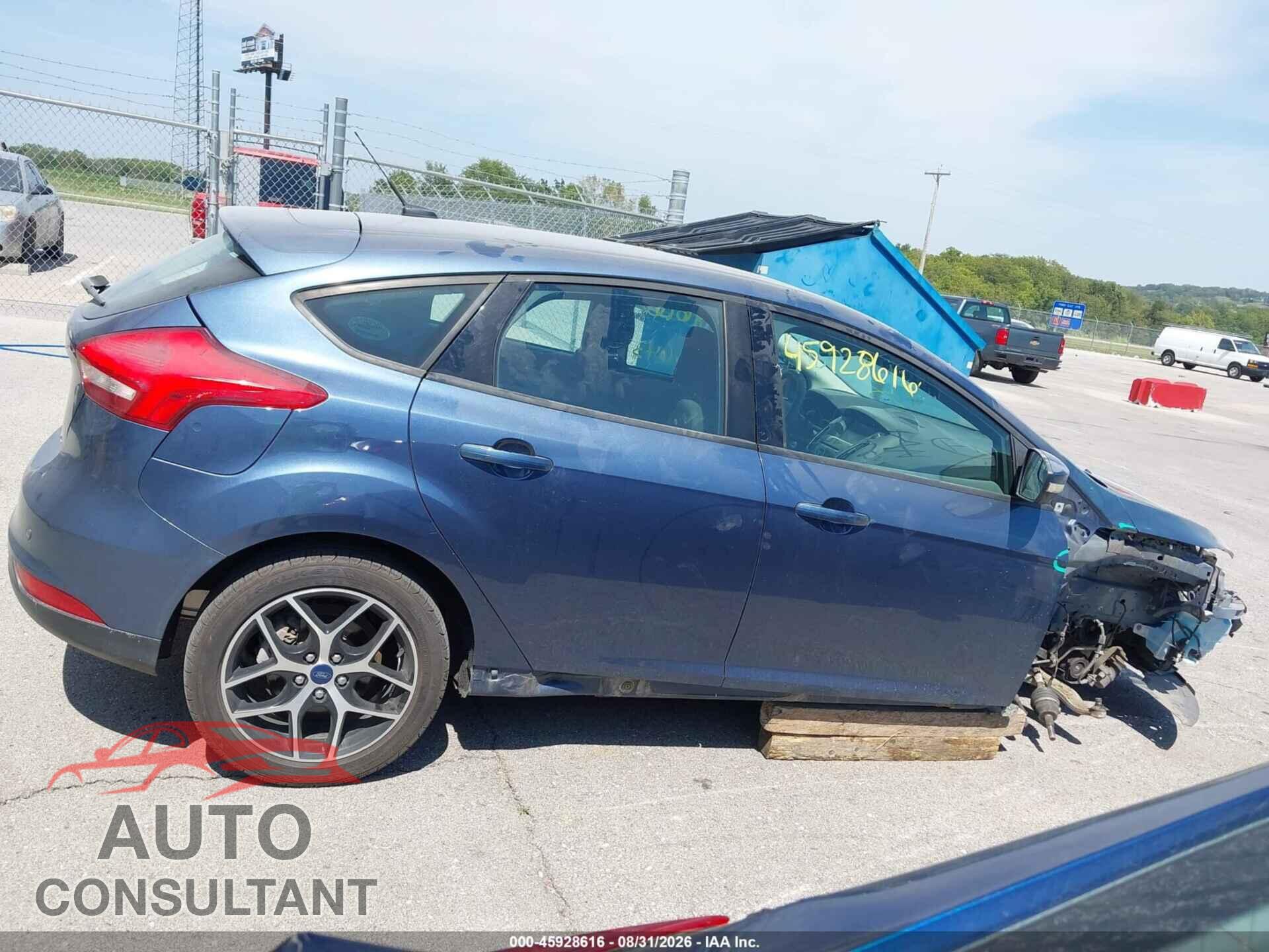 FORD FOCUS 2018 - 1FADP3M24JL244413