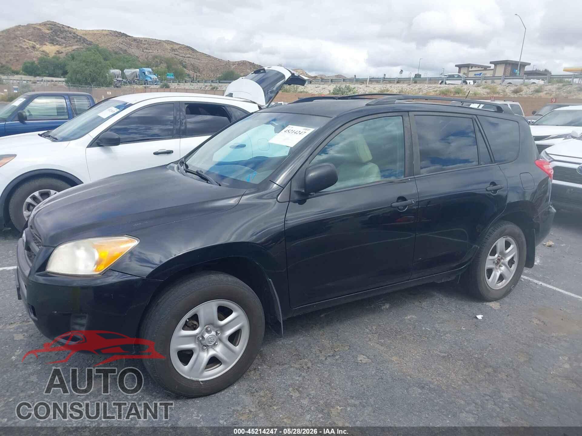 TOYOTA RAV4 2012 - 2T3BF4DV8CW178758