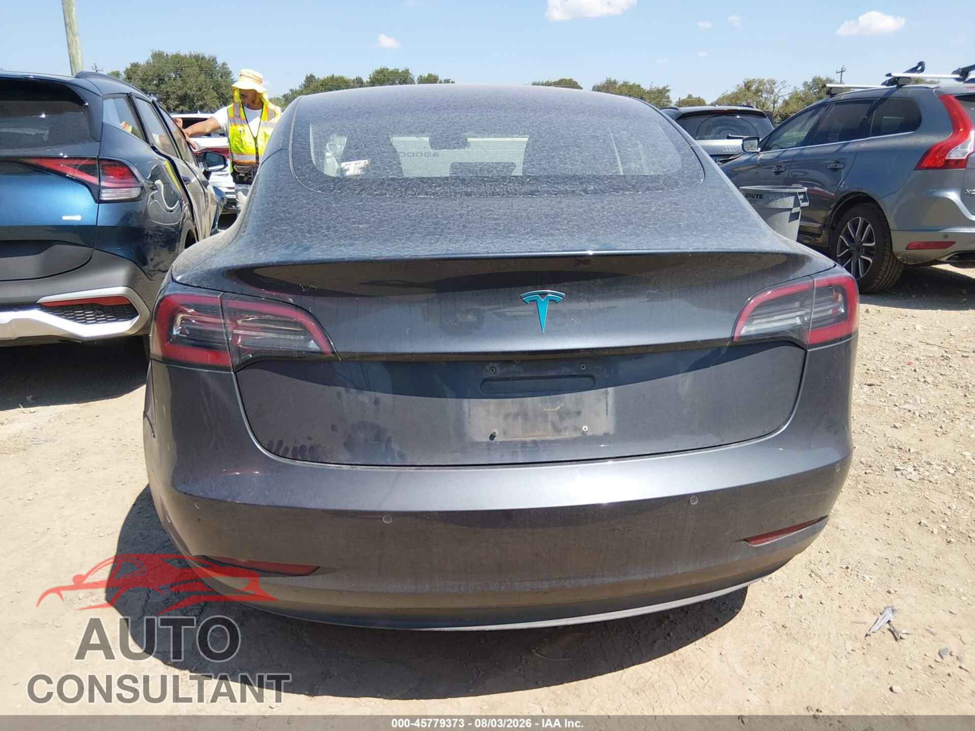 TESLA MODEL 3 2018 - 5YJ3E1EA9JF033992