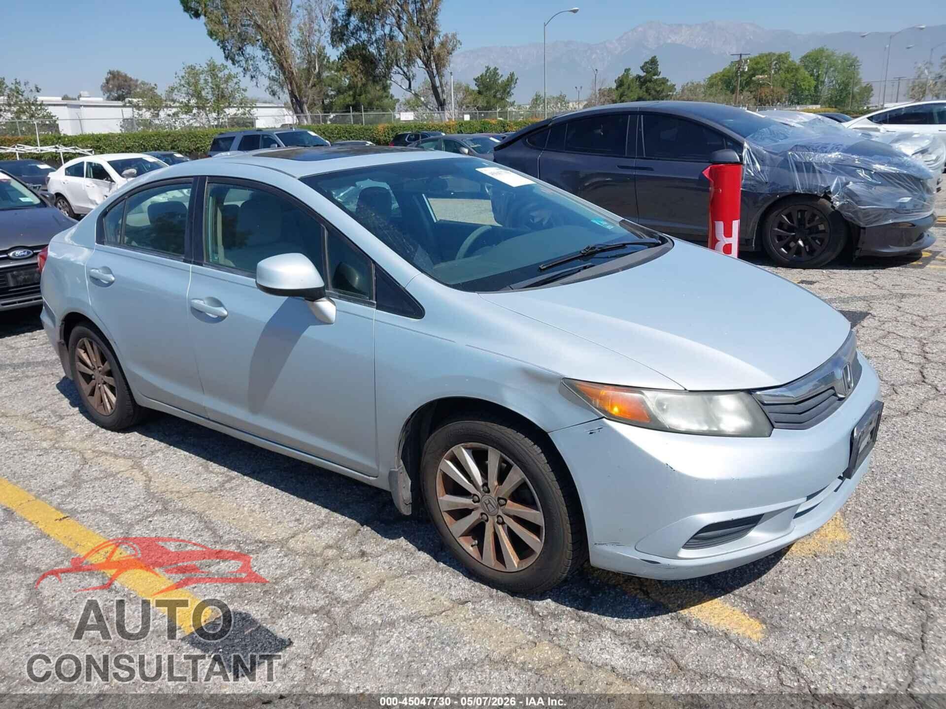 HONDA CIVIC 2012 - 2HGFB2F82CH549617