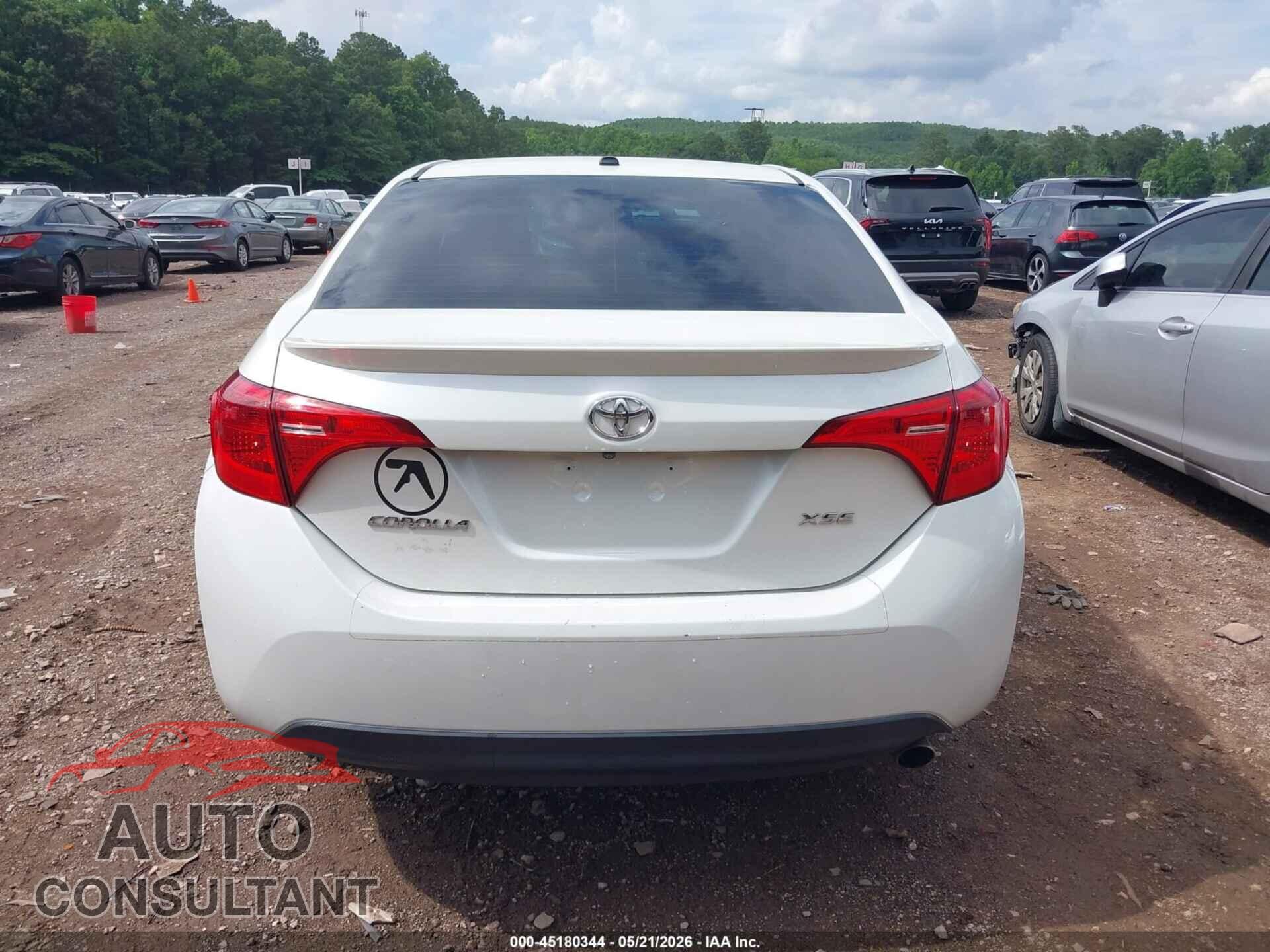 TOYOTA COROLLA 2017 - 5YFBURHE0HP628885
