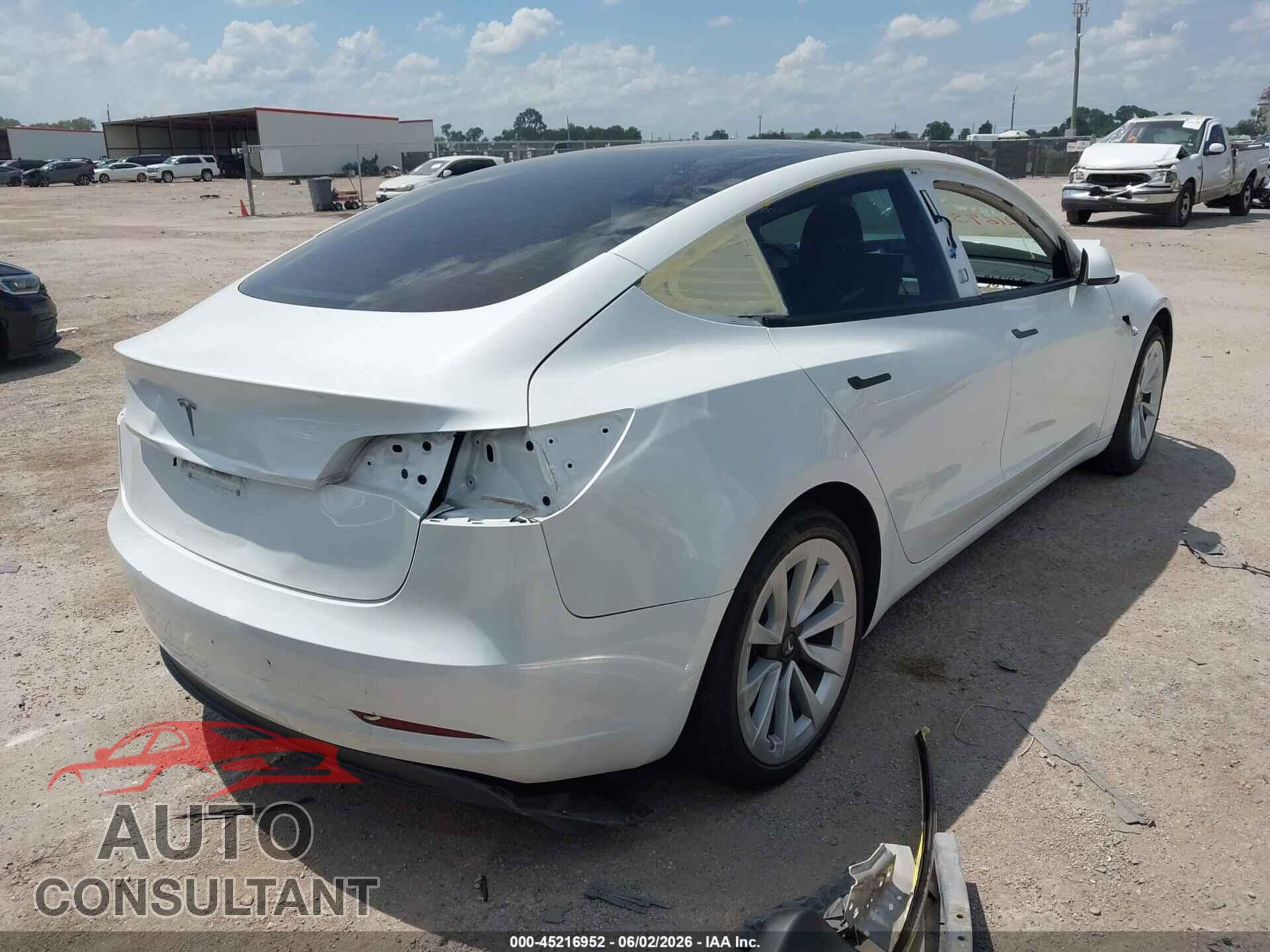 TESLA MODEL 3 2023 - 5YJ3E1EA1PF438396
