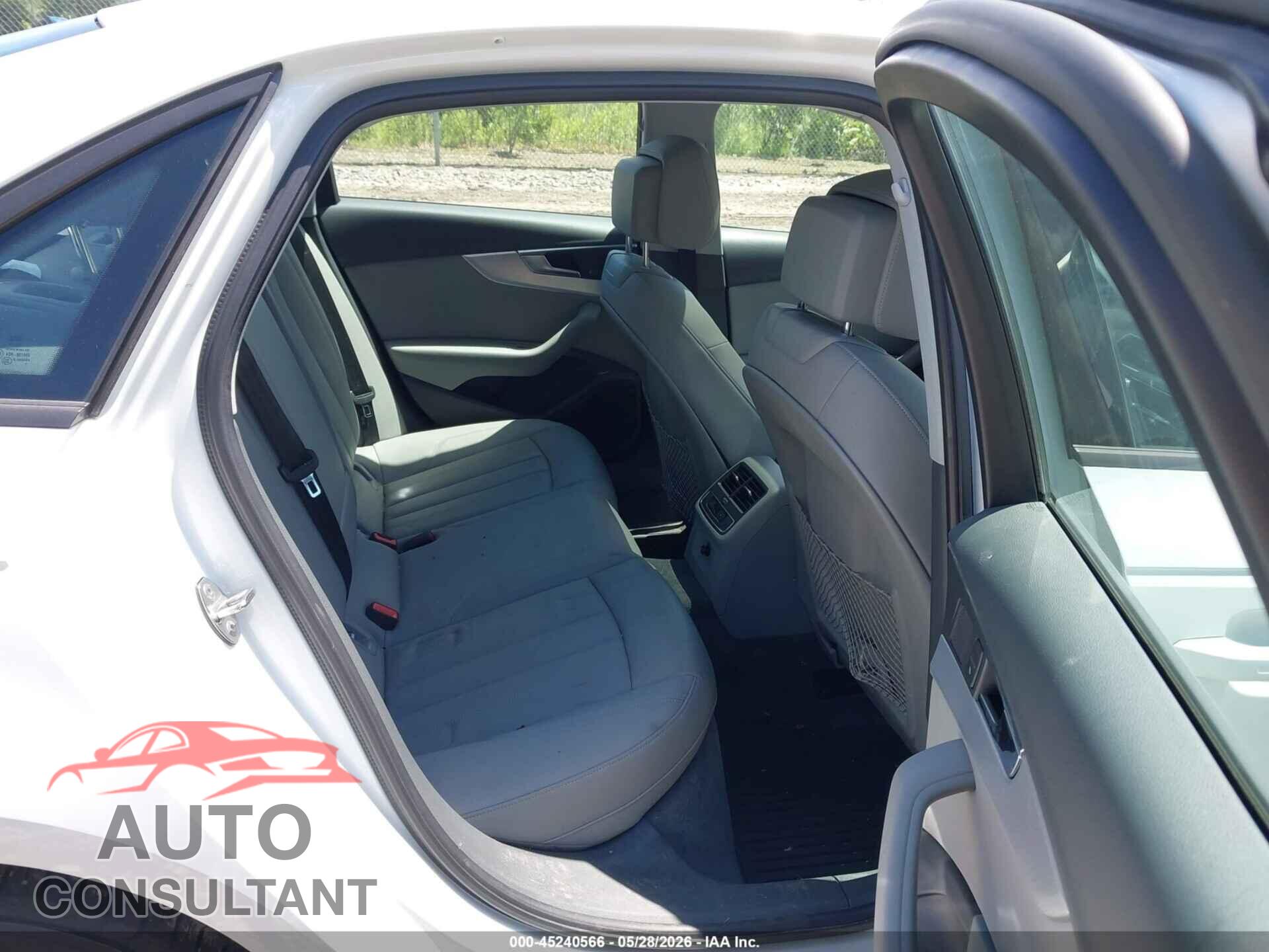 AUDI A4 2018 - WAUNNAF46JA077763