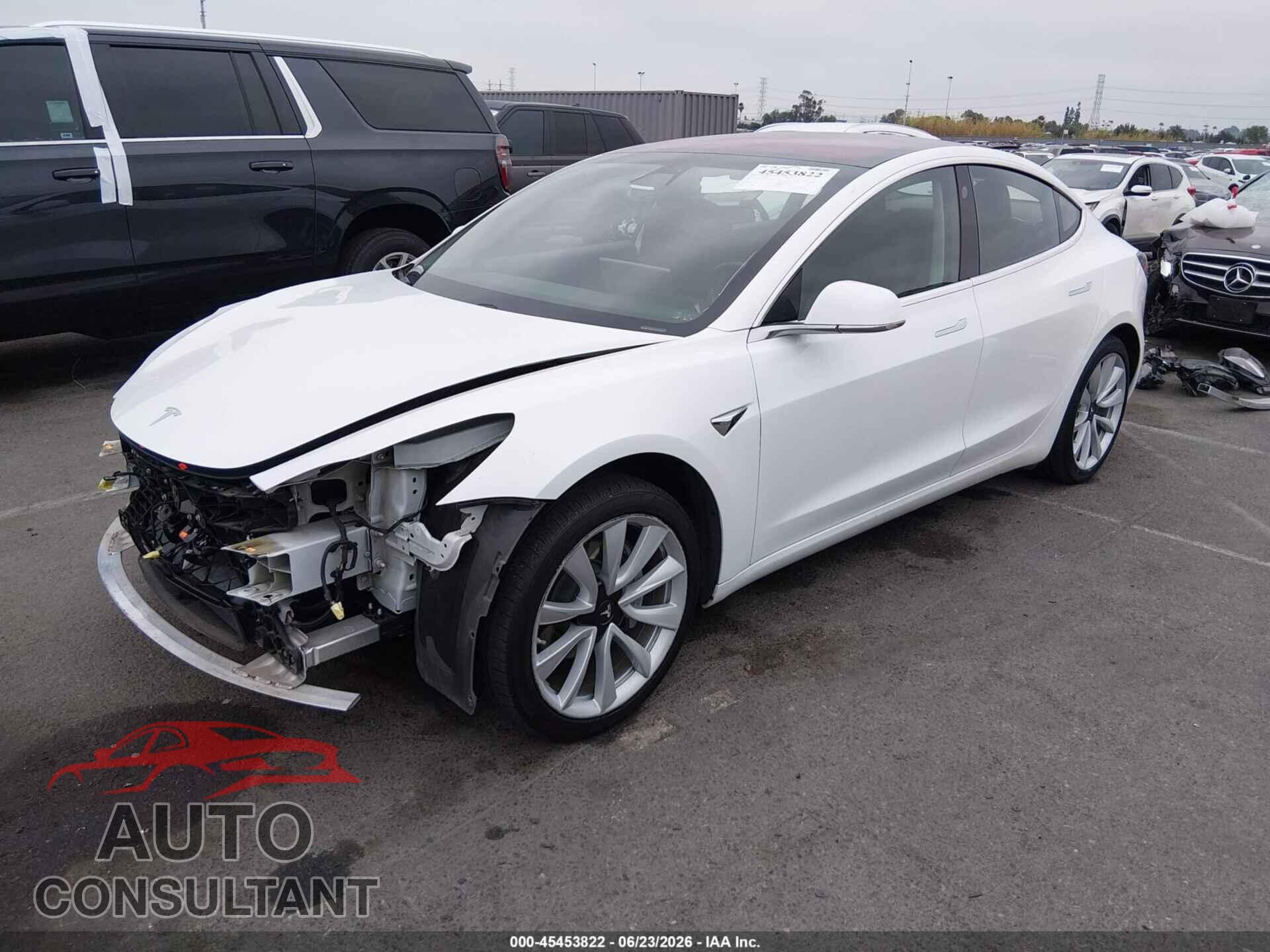TESLA MODEL 3 2018 - 5YJ3E1EA7JF018438