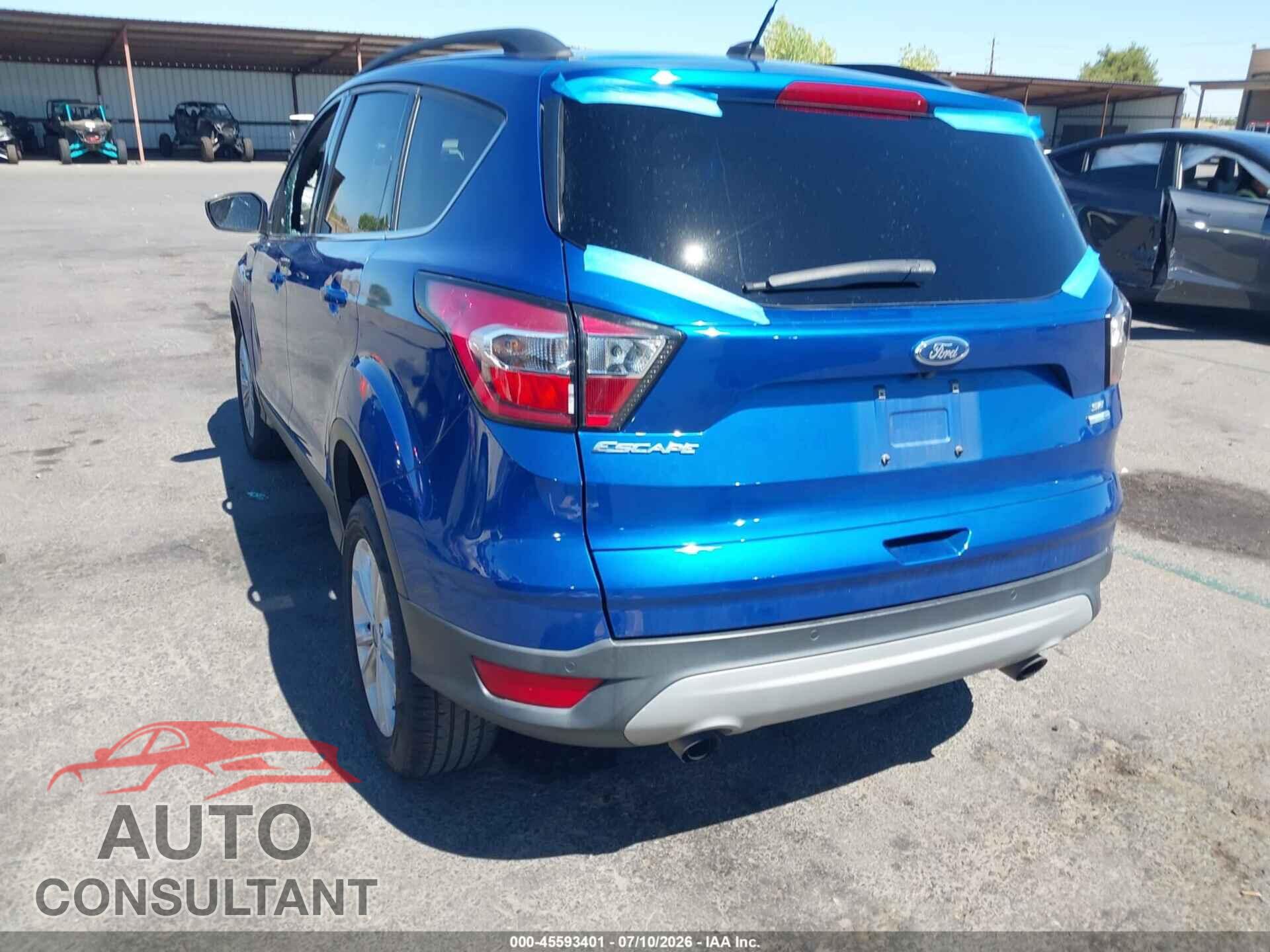 FORD ESCAPE 2017 - 1FMCU9GD7HUC32285
