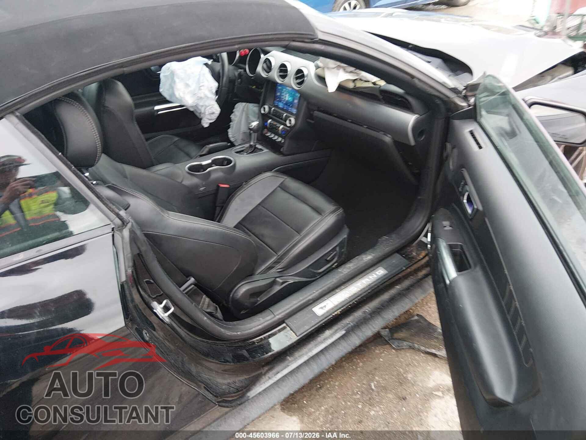 FORD MUSTANG 2023 - 1FATP8UH2P5110011