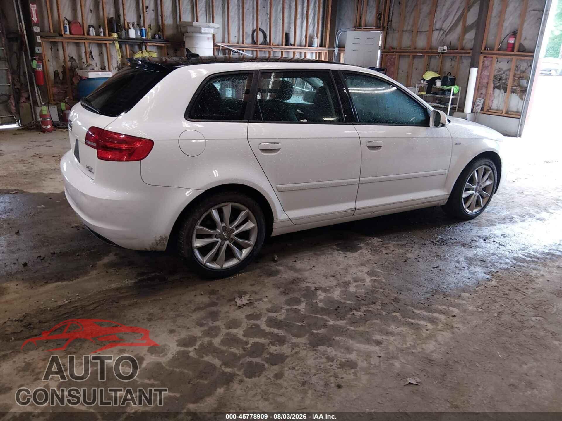 AUDI A3 2012 - WAUDFAFM4CA096047