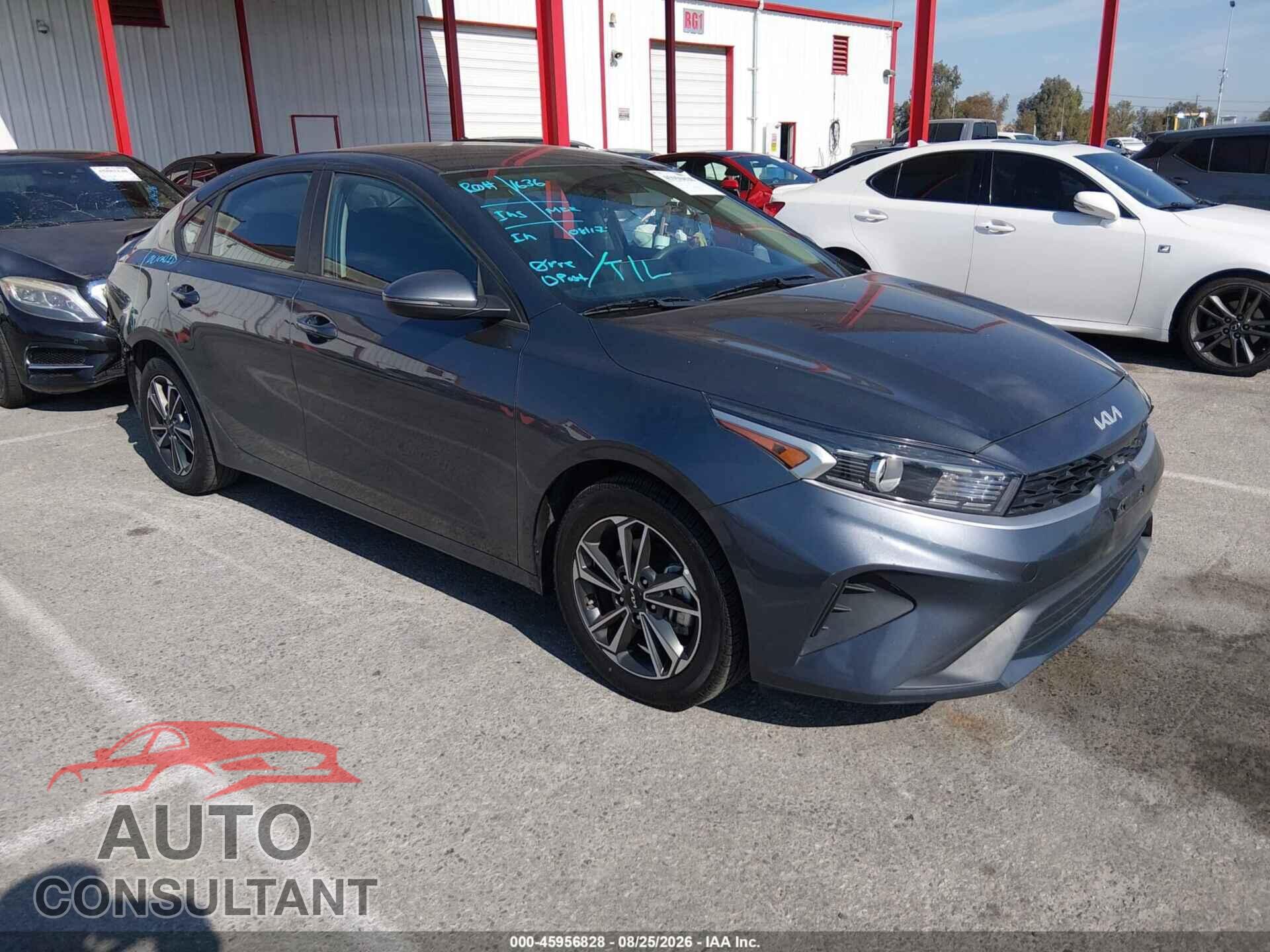 KIA FORTE 2023 - 3KPF24AD4PE586068