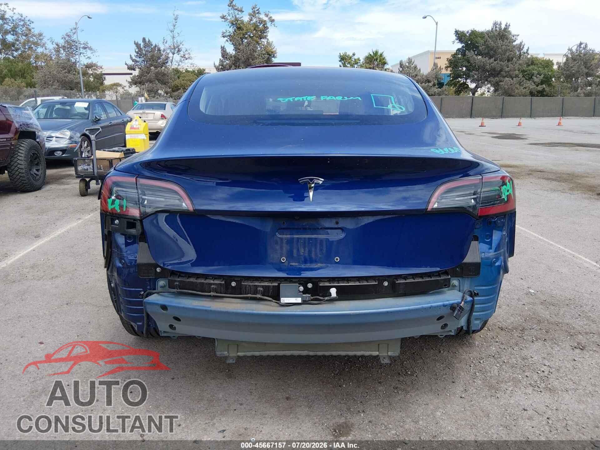 TESLA MODEL 3 2018 - 5YJ3E1EA4JF033382