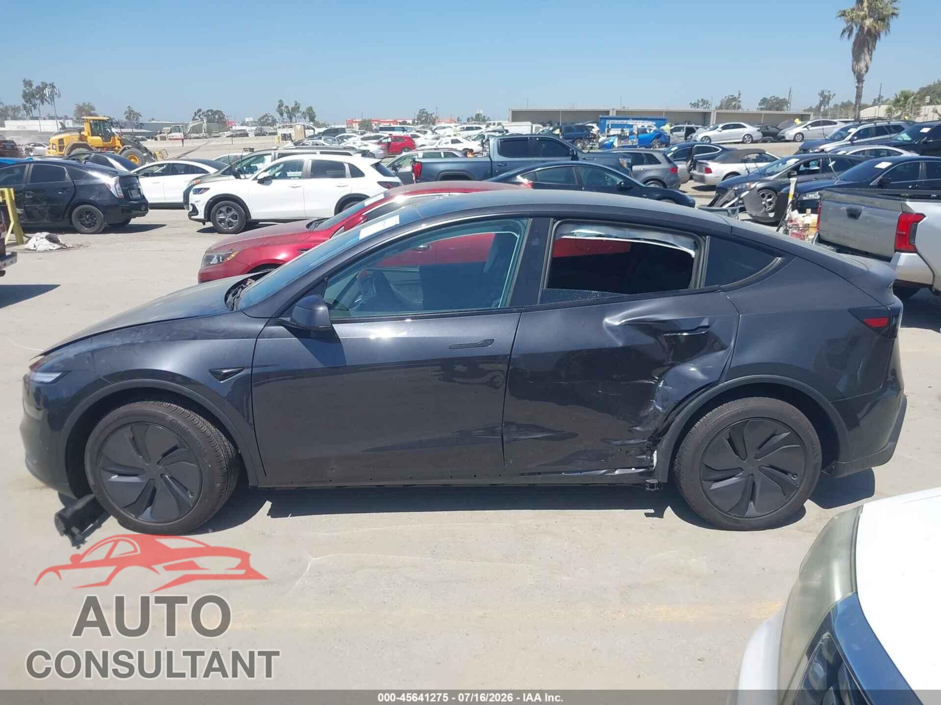 TESLA MODEL Y 2026 - 7SAYGDED4TF432620