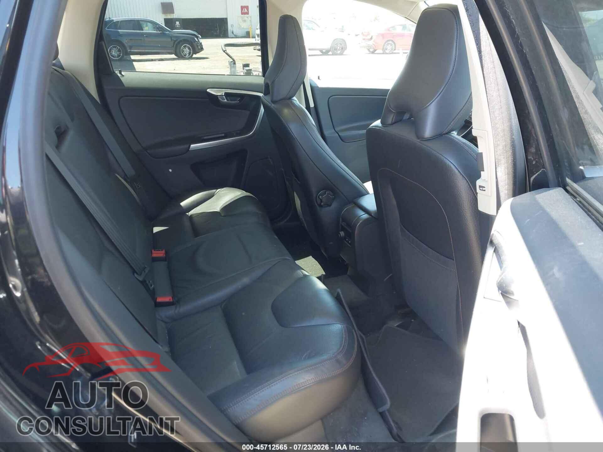 VOLVO XC60 2012 - YV4940DZ3C2339135
