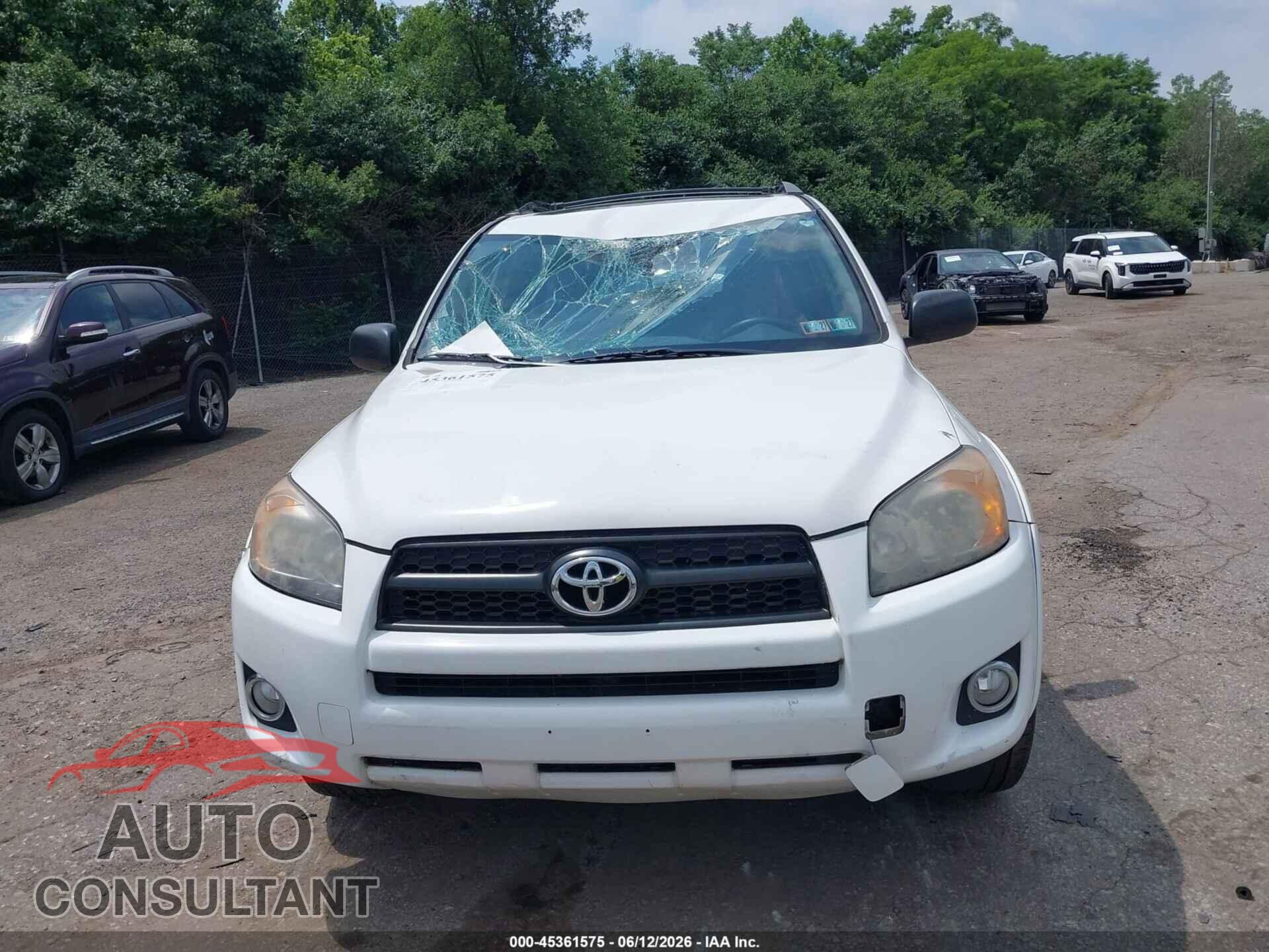 TOYOTA RAV4 2011 - 2T3RF4DV7BW093634