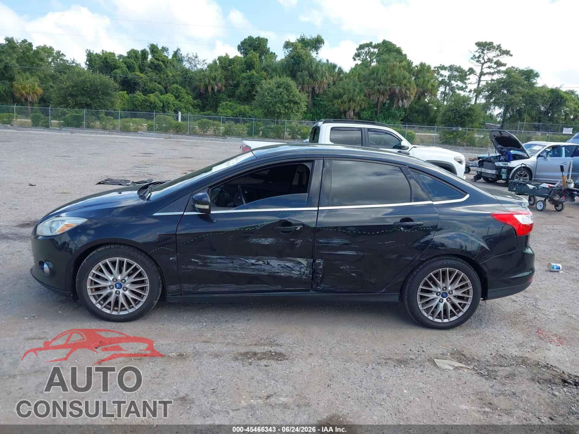 FORD FOCUS 2012 - 1FAHP3H27CL446709