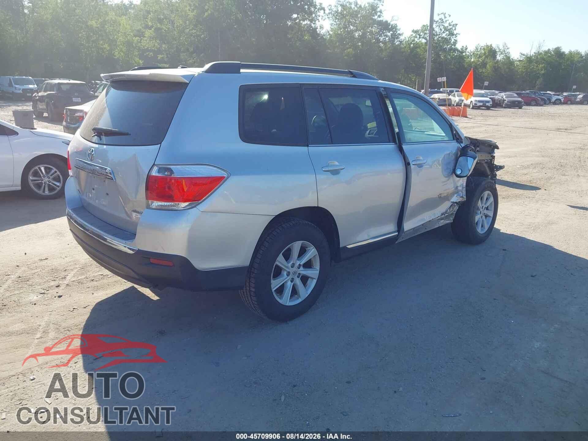 TOYOTA HIGHLANDER 2013 - 5TDBK3EH8DS197683