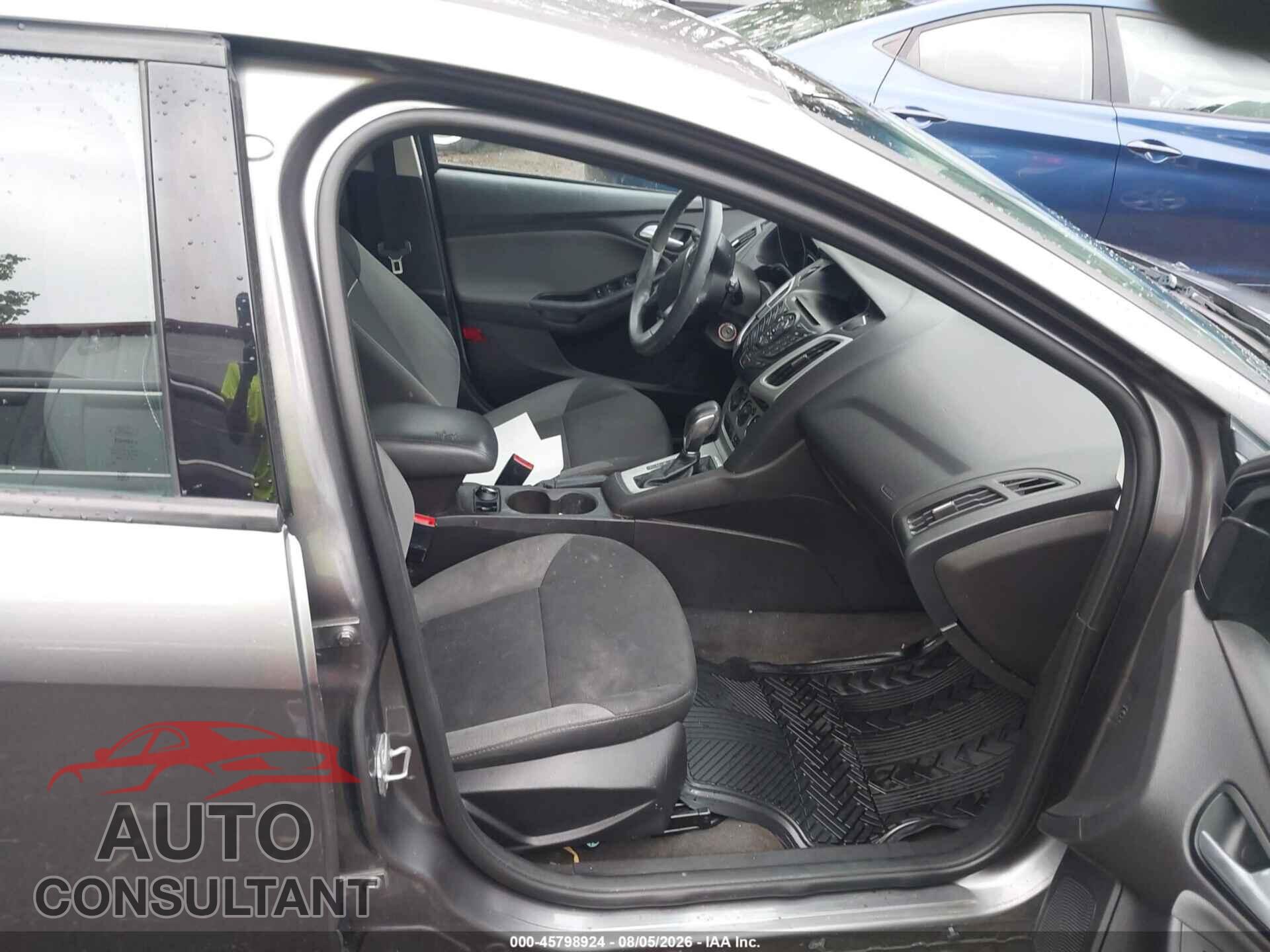 FORD FOCUS 2014 - 1FADP3K29EL285676
