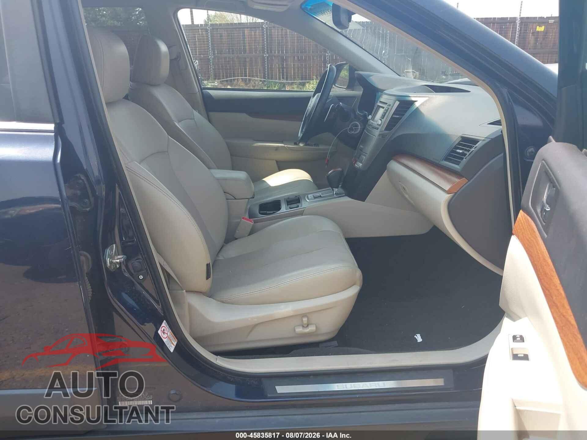 SUBARU OUTBACK 2014 - 4S4BRBLC1E3211273