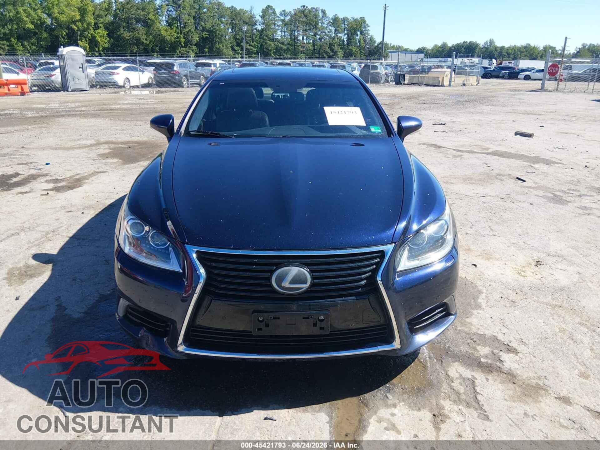 LEXUS LS 460 2017 - JTHCL5EF1H5028000