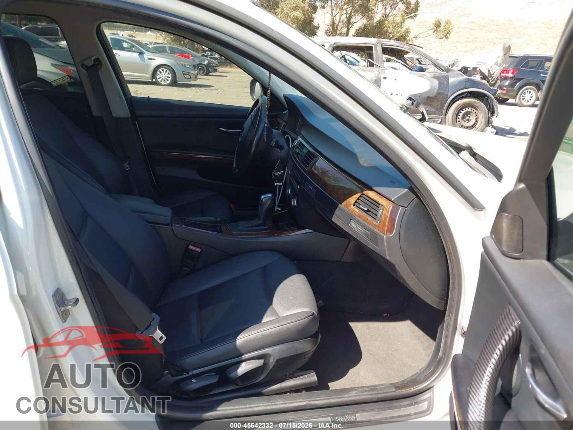 BMW 328I 2009 - WBAPH53599A438600