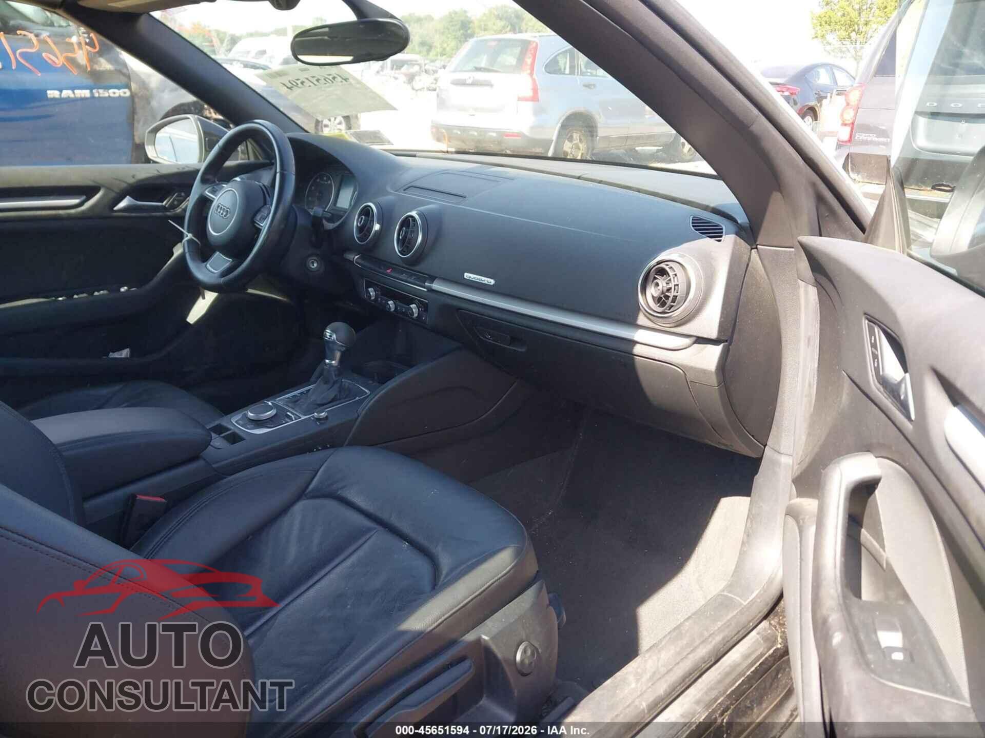 AUDI A3 2015 - WAU7FLFF2F1076040