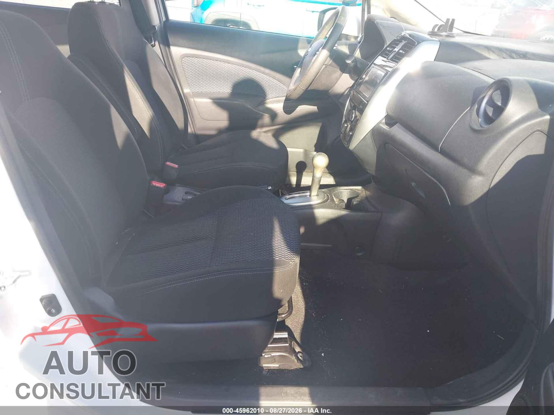 NISSAN VERSA NOTE 2015 - 3N1CE2CP1FL384064