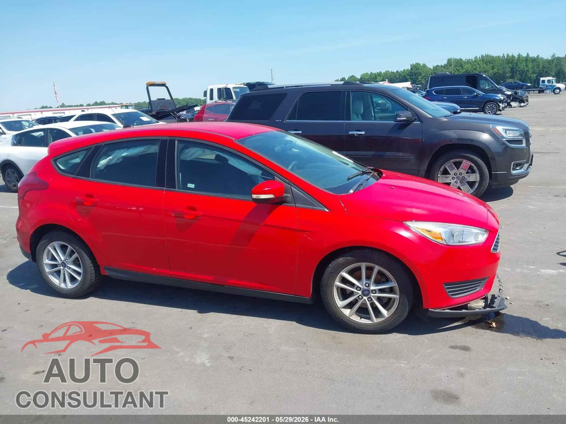 FORD FOCUS 2017 - 1FADP3K27HL215579