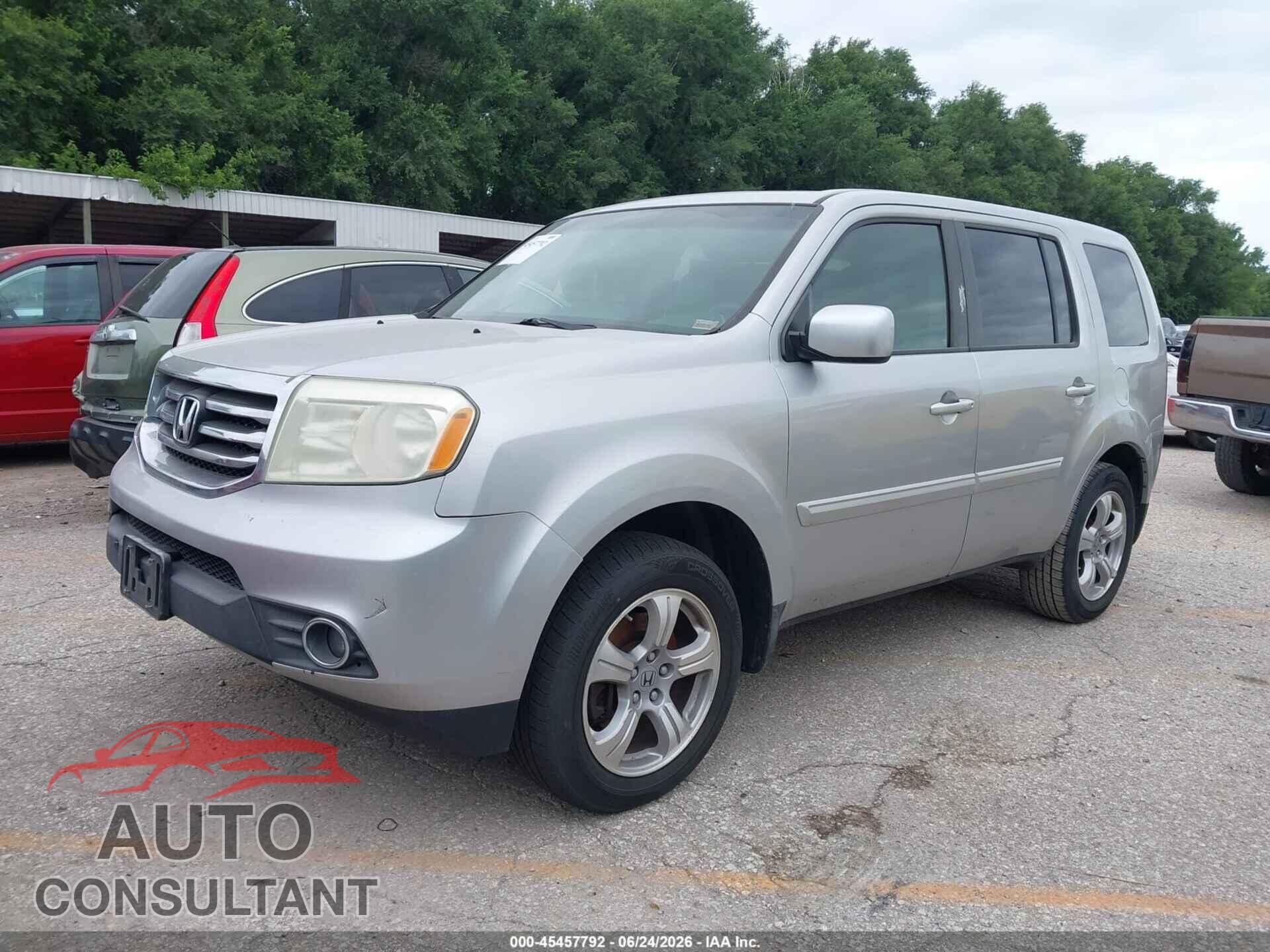 HONDA PILOT 2013 - 5FNYF3H65DB013670