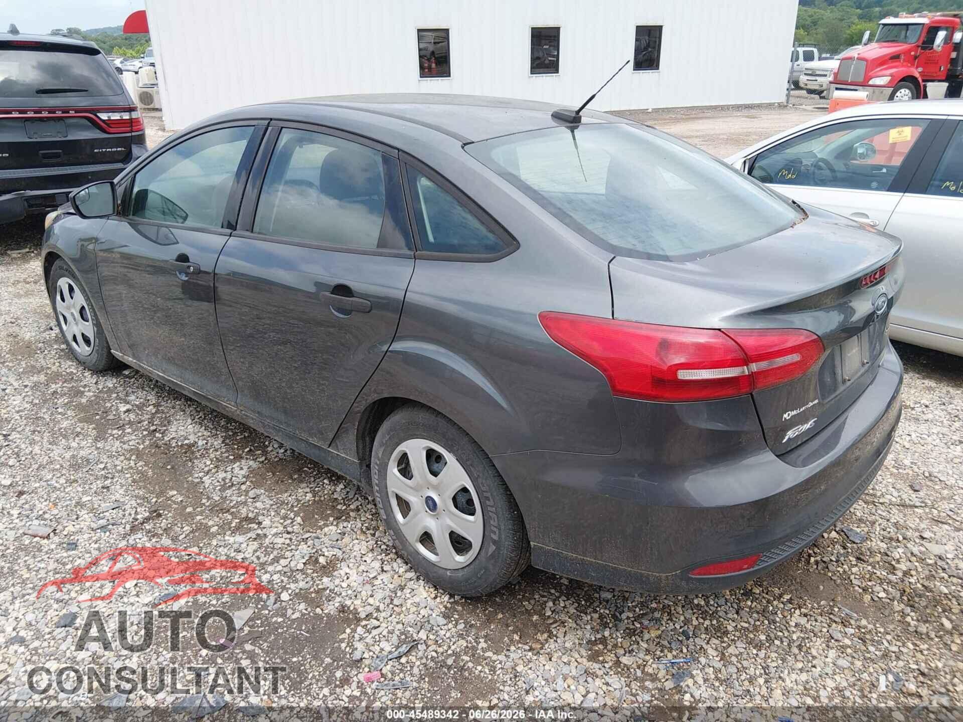 FORD FOCUS 2016 - 1FADP3E28GL381782