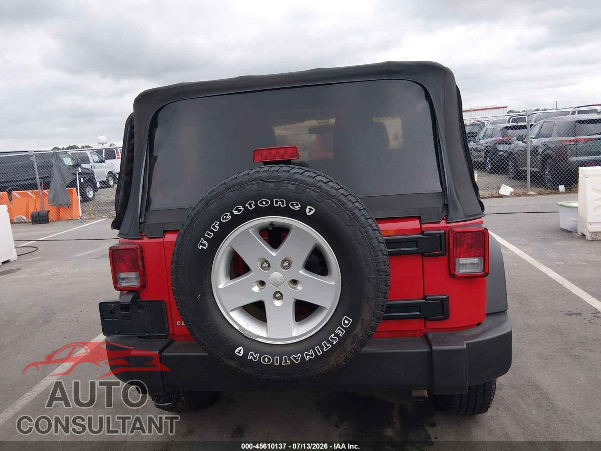 JEEP WRANGLER 2011 - 1J4AA2D11BL628337