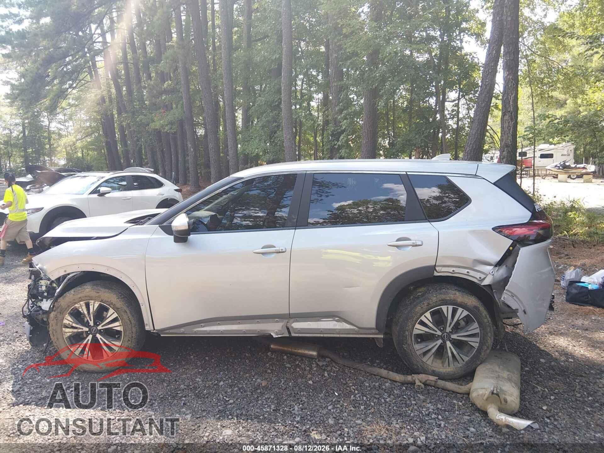 NISSAN ROGUE 2023 - 5N1BT3BA7PC743699