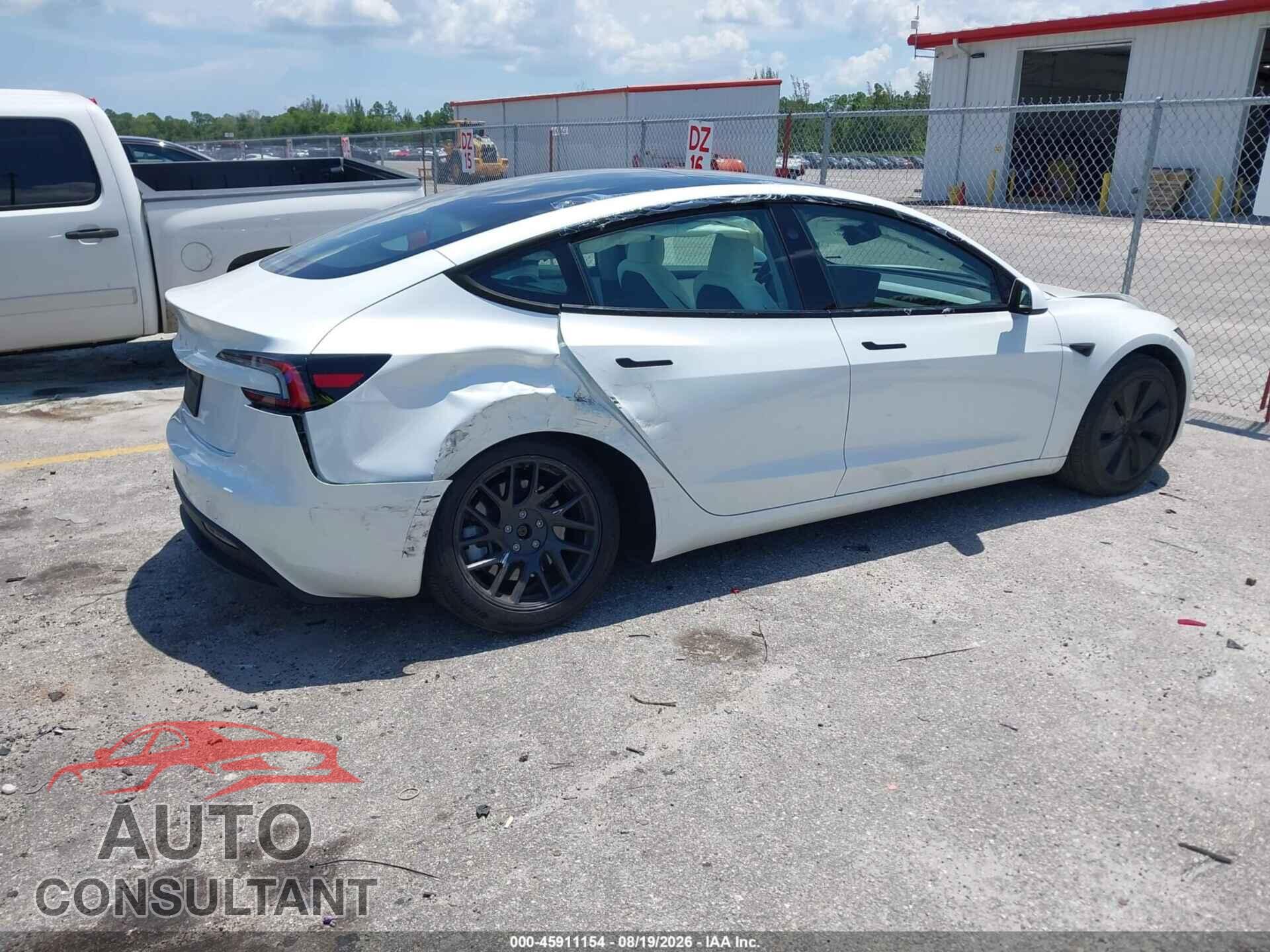 TESLA MODEL 3 2025 - 5YJ3E1EA1SF020848