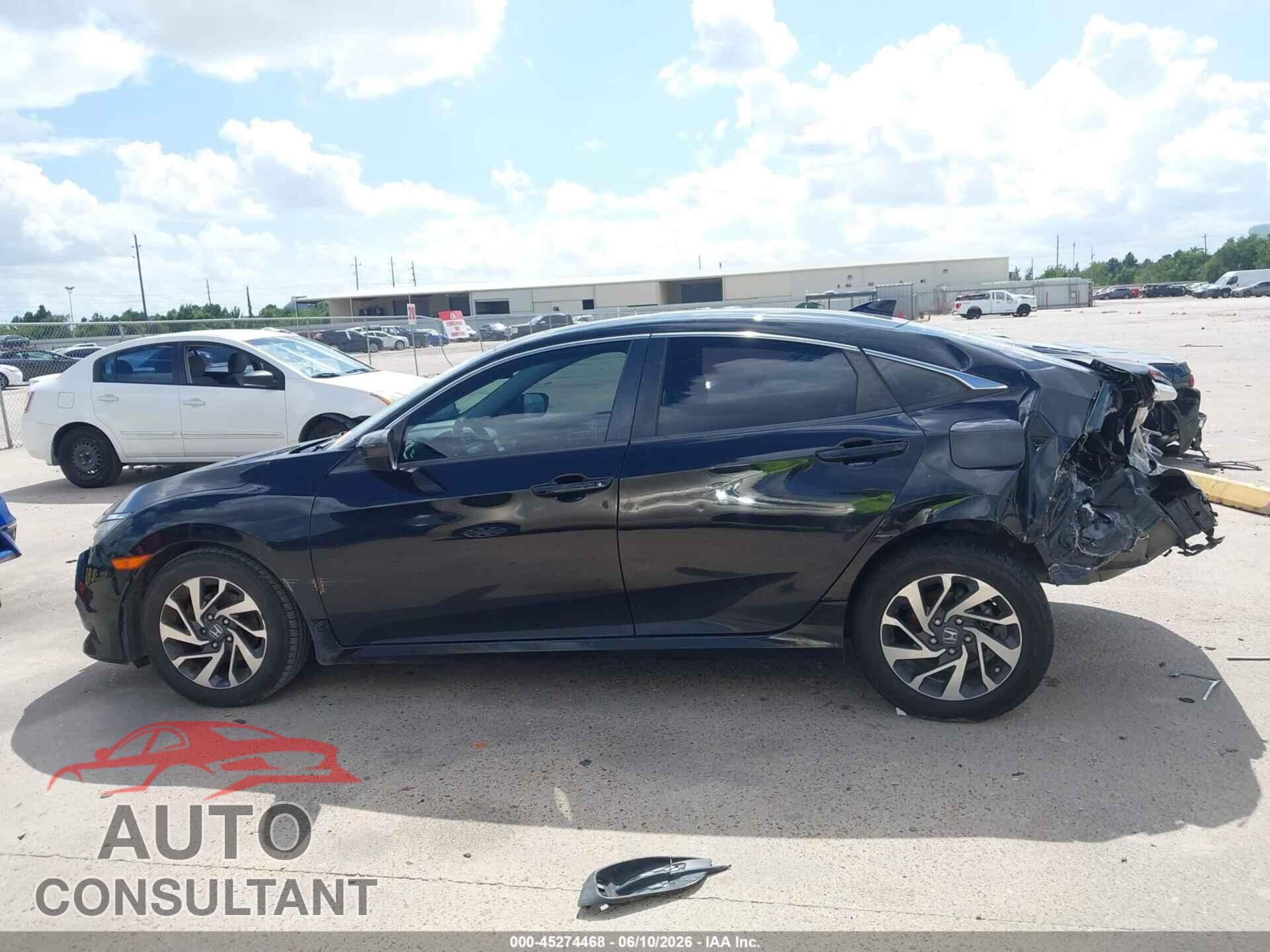 HONDA CIVIC 2017 - 19XFC2F78HE005659