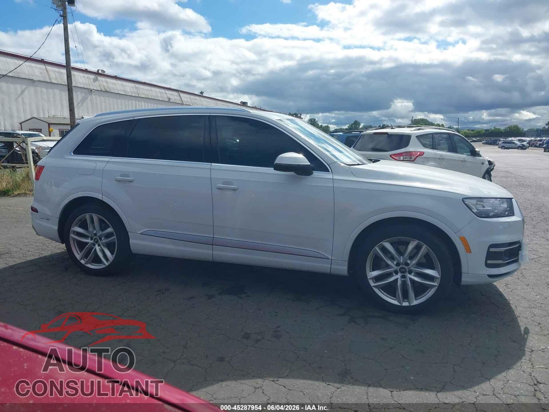 AUDI Q7 2017 - WA1VABF72HD047869