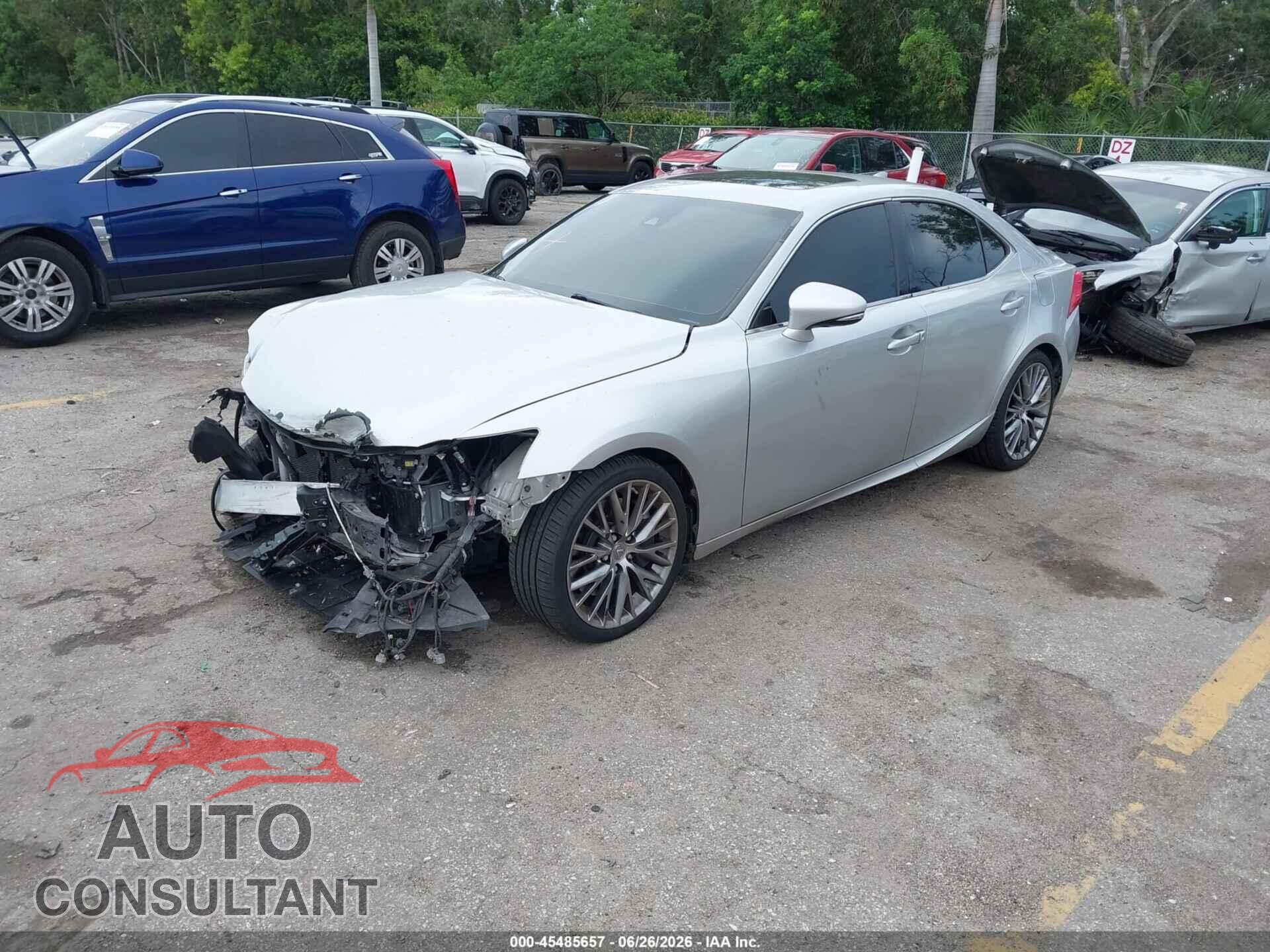LEXUS IS 200T 2017 - JTHBA1D24H5044653