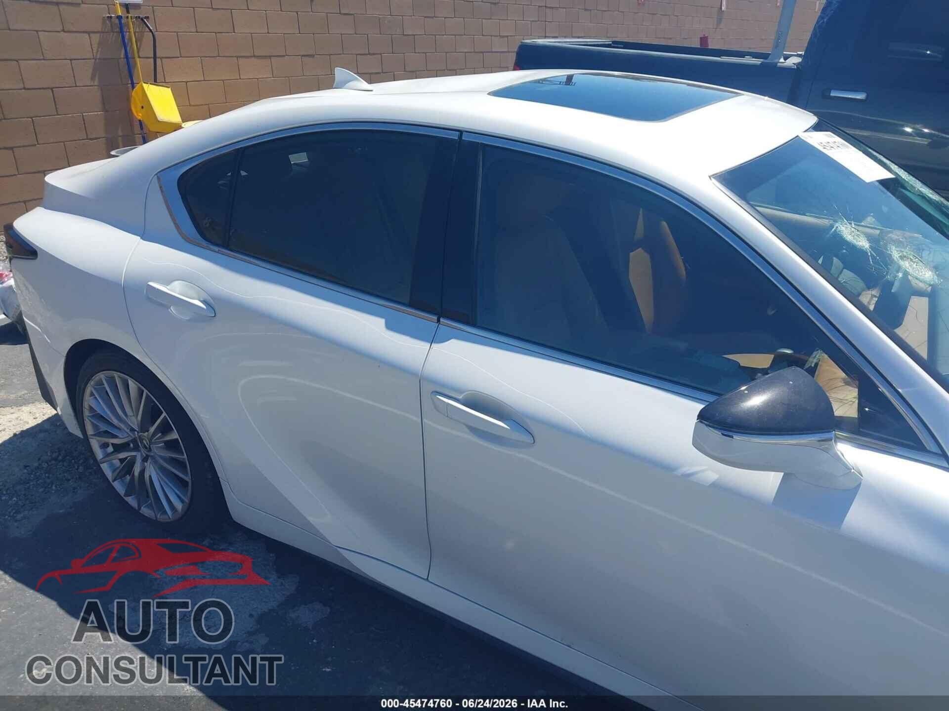 LEXUS IS 300 2022 - JTHDA1D27N5120936