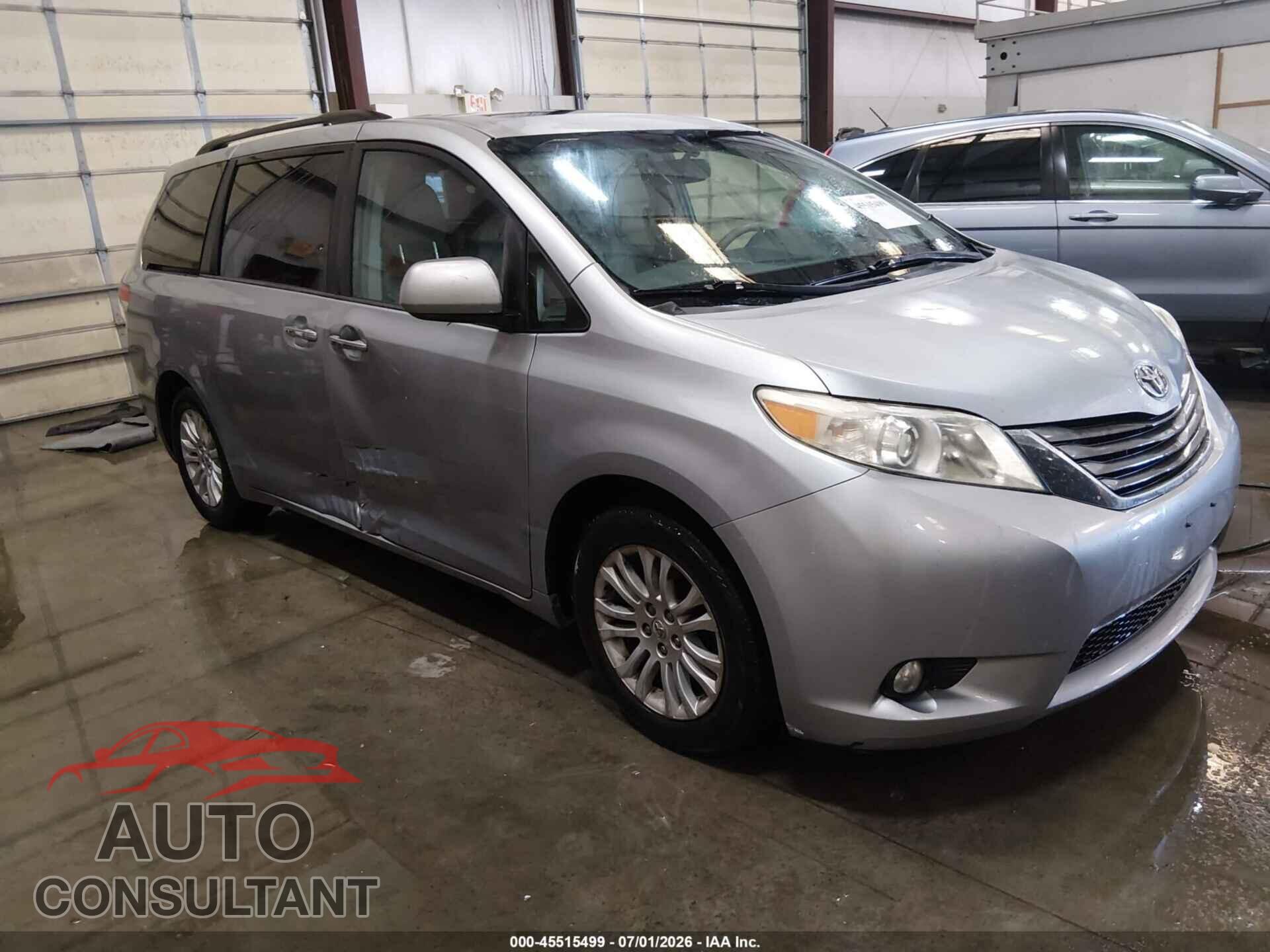 TOYOTA SIENNA 2011 - 5TDYK3DCXBS062914