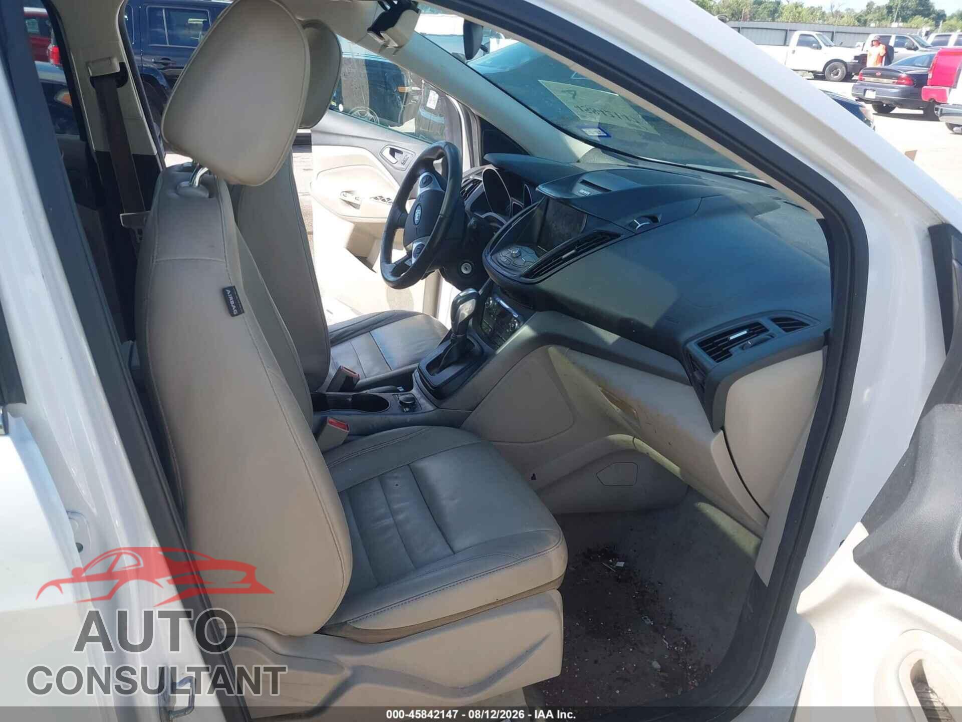 FORD ESCAPE 2014 - 1FMCU0GX1EUC19548