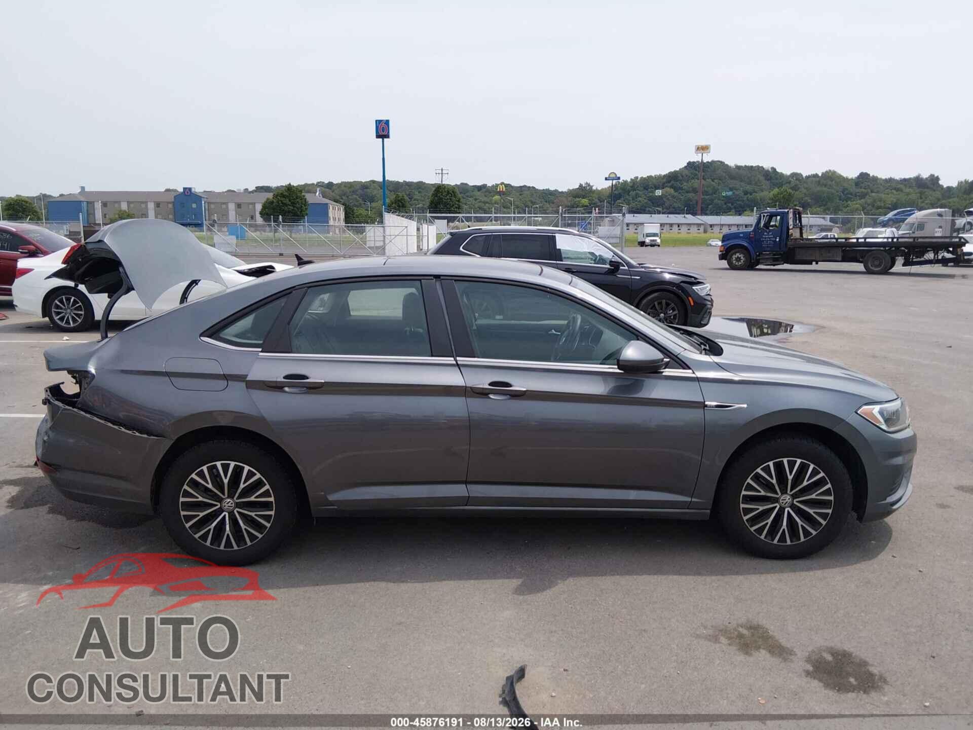 VOLKSWAGEN JETTA 2019 - 3VWEB7BU5KM271111
