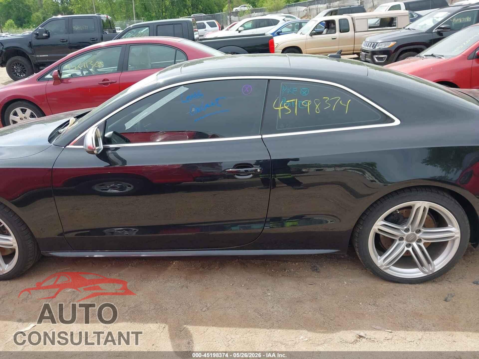 AUDI S5 2013 - WAUCGAFR0DA035459