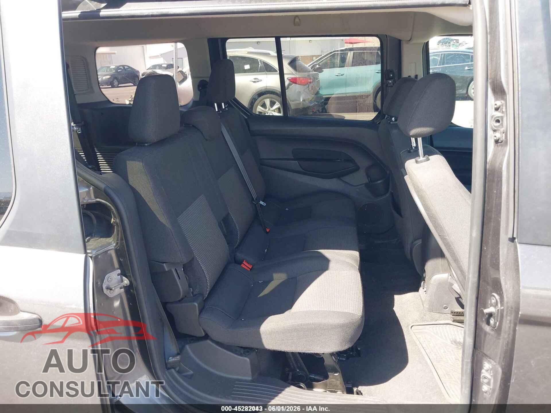 FORD TRANSIT CONNECT 2018 - NM0GE9E70J1343703