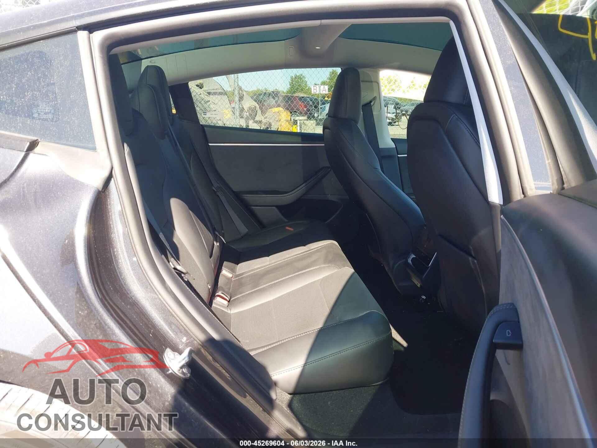 TESLA MODEL 3 2025 - 5YJ3E1EB5SF064926