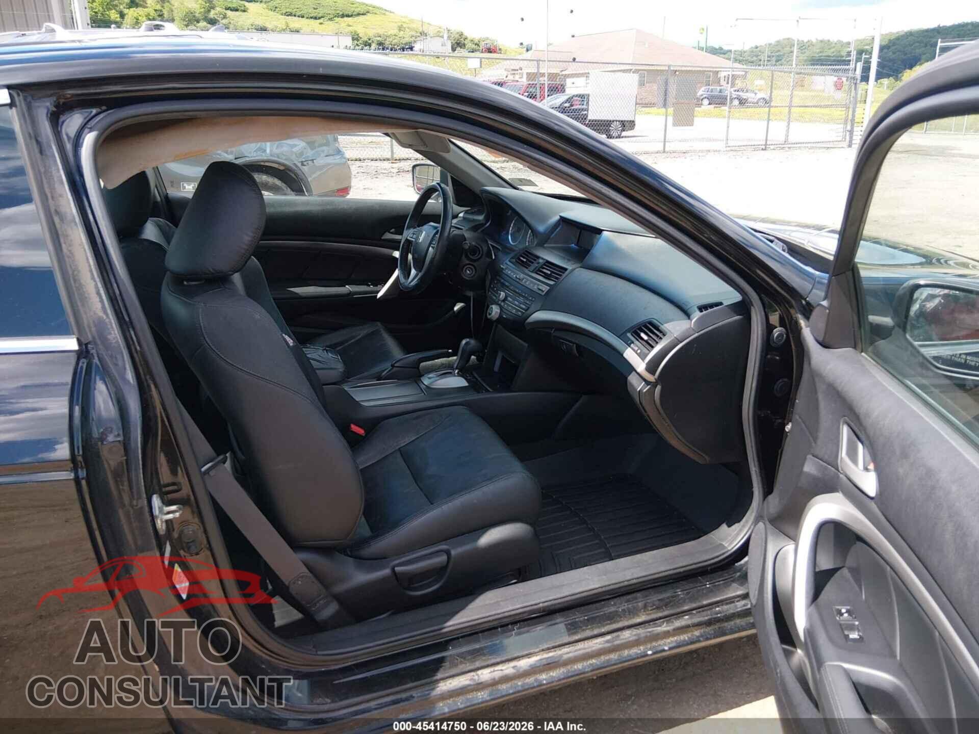 HONDA ACCORD 2012 - 1HGCS1B89CA005844